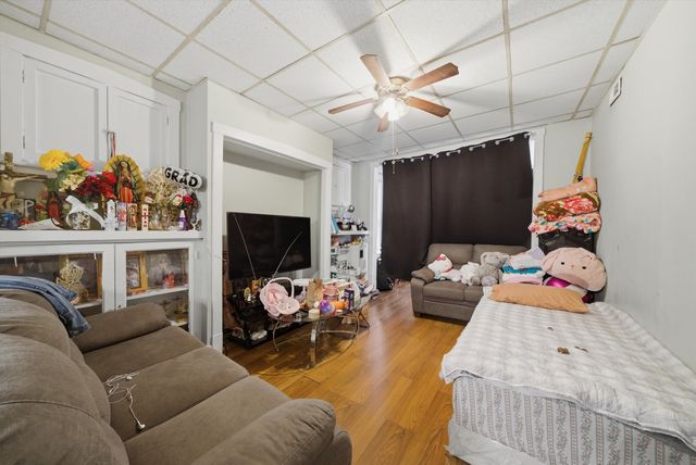 2736 W Francis Place, Chicago, IL 60647