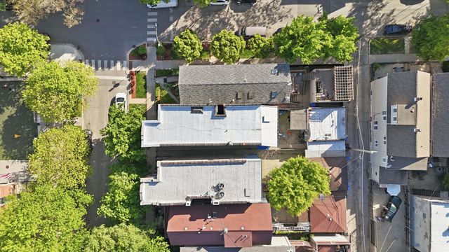 2736 W Francis Place, Chicago, IL 60647