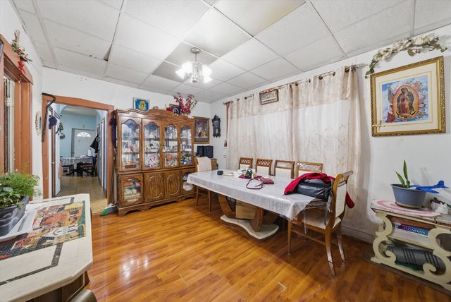 2736 W Francis Place, Chicago, IL 60647