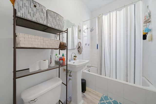 2736 W Francis Place, Chicago, IL 60647