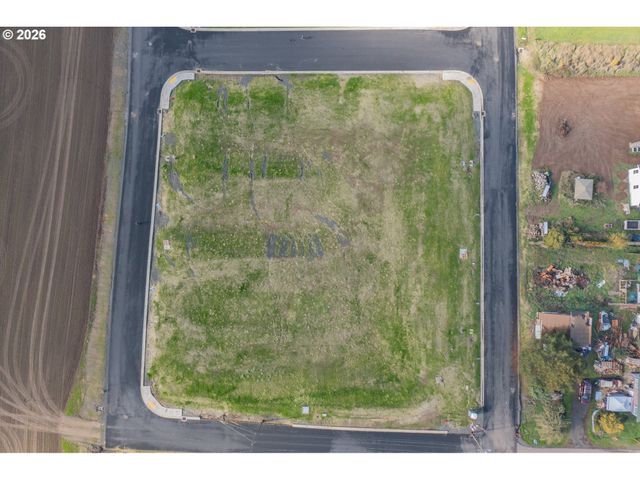 1 W Grant St 1, Carlton, OR 97111