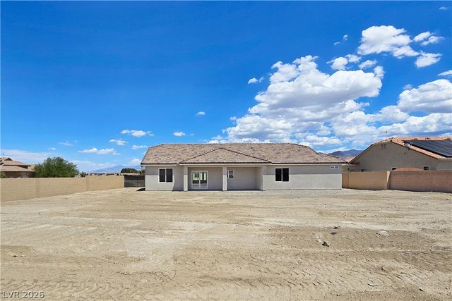 6920 Longmeadow Drive, Pahrump, NV 89061