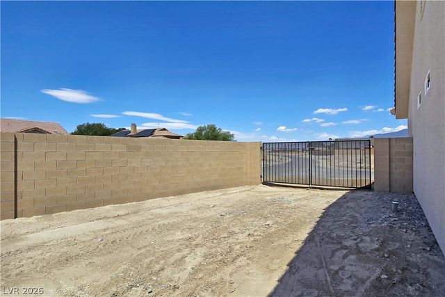 6920 Longmeadow Drive, Pahrump, NV 89061