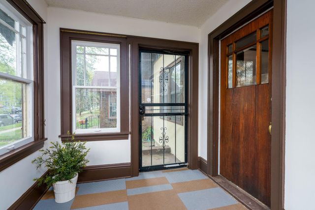 3741 Park Avenue, Minneapolis, MN 55407