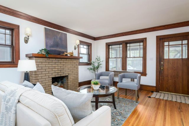 3741 Park Avenue, Minneapolis, MN 55407