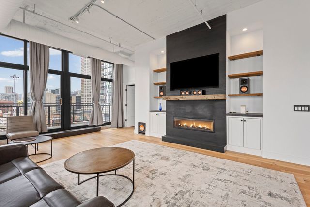 728 W Jackson Boulevard 701, Chicago, IL 60661