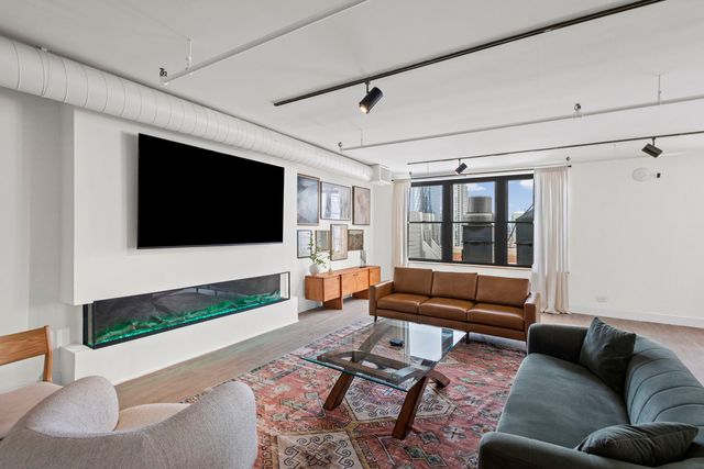 728 W Jackson Boulevard 701, Chicago, IL 60661