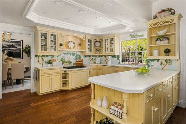 4011 E. Green Clover, Orange, CA 92867