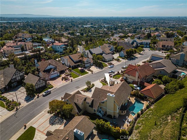 4011 E. Green Clover, Orange, CA 92867