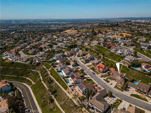4011 E. Green Clover, Orange, CA 92867