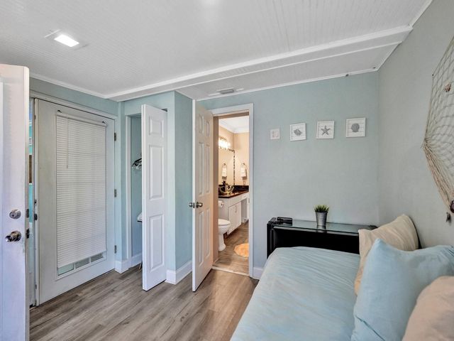 1301 SE 2nd Ter, Deerfield Beach, FL 33441