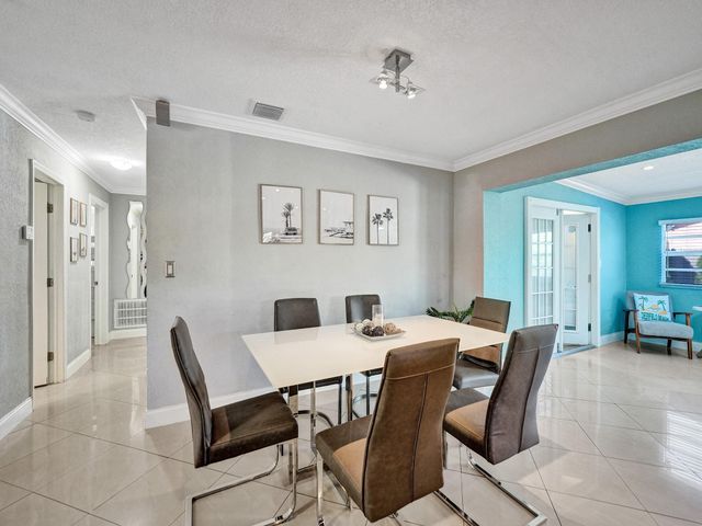 1301 SE 2nd Ter, Deerfield Beach, FL 33441