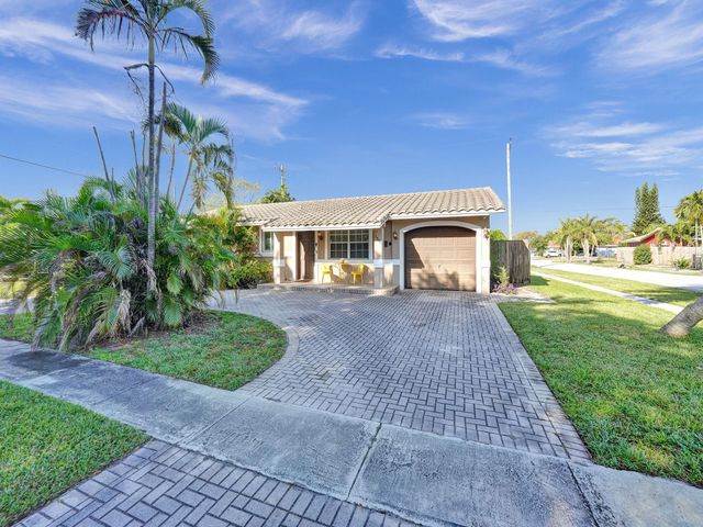 1301 SE 2nd Ter, Deerfield Beach, FL 33441