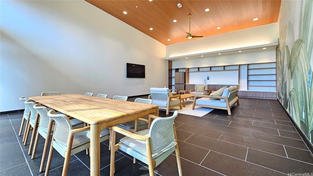 1500 Rycroft Street 2816R, Honolulu, HI 96814