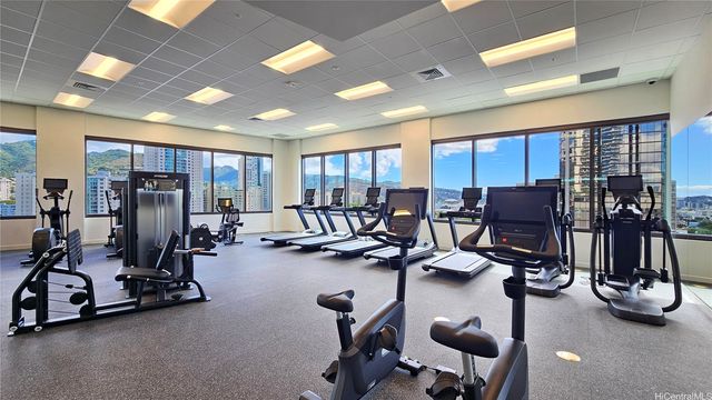 1500 Rycroft Street 2816R, Honolulu, HI 96814