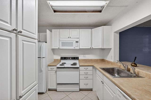 1398 SHADY PINE WAY A1, Tarpon Springs, FL 34688