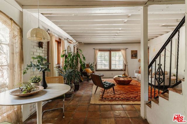 437 Short Trail, Topanga, CA 90290