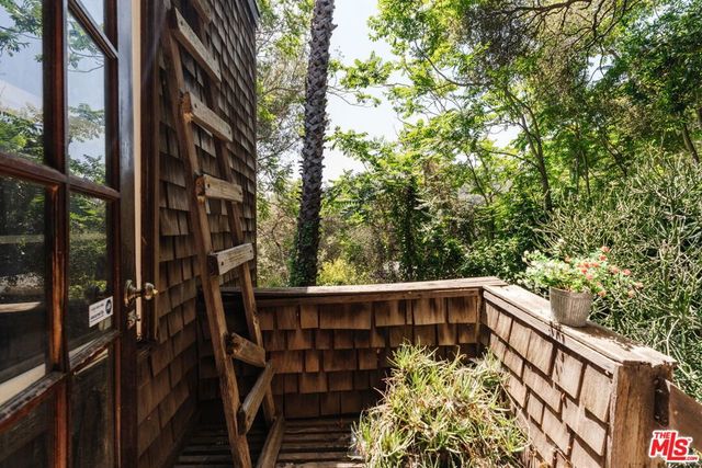 437 Short Trail, Topanga, CA 90290