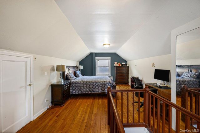 1031 Theodora Street, Franklin Square, NY 11010