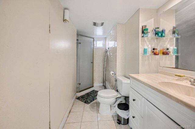 1031 Theodora Street, Franklin Square, NY 11010