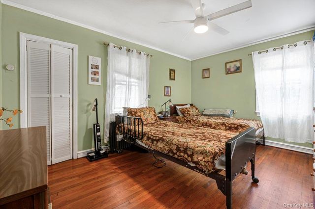 1031 Theodora Street, Franklin Square, NY 11010