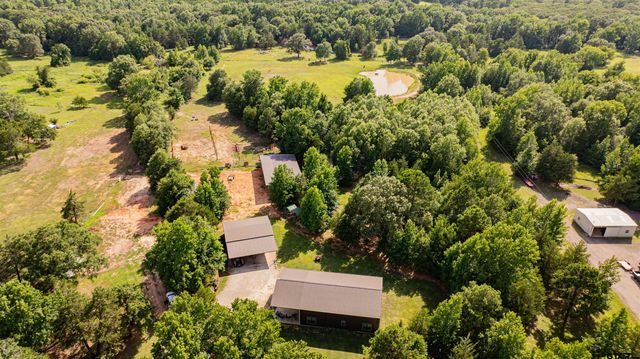 7635 N US Highway 271, Mount Pleasant, TX 75455