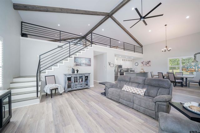 7635 N US Highway 271, Mount Pleasant, TX 75455