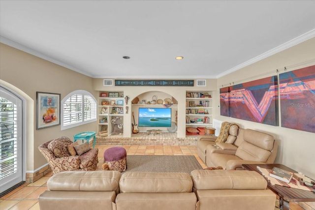 6212 BAYSHORE BOULEVARD K, Tampa, FL 33611