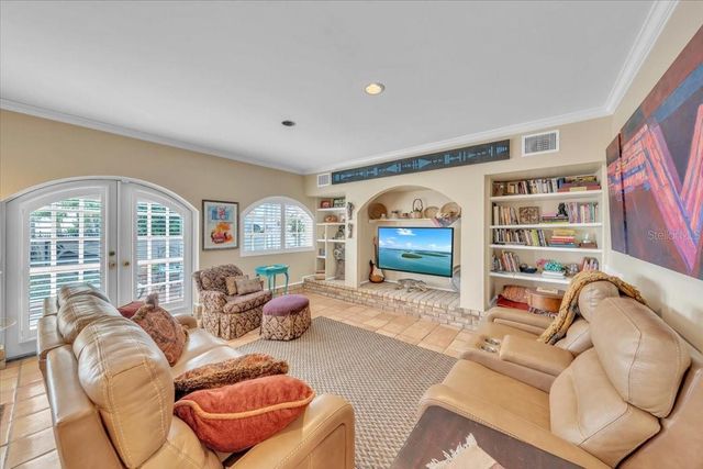 6212 BAYSHORE BOULEVARD K, Tampa, FL 33611