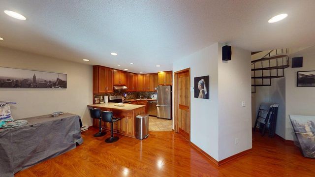 2020 Ridge Drive 16, Saint Louis Park, MN 55416