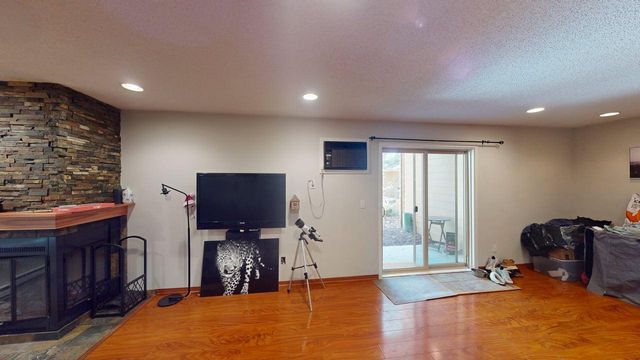 2020 Ridge Drive 16, Saint Louis Park, MN 55416