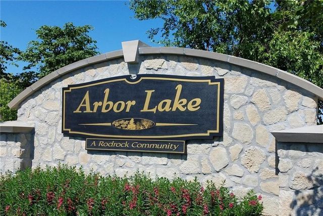 25375 W 92nd Terrace, Lenexa, KS 66227