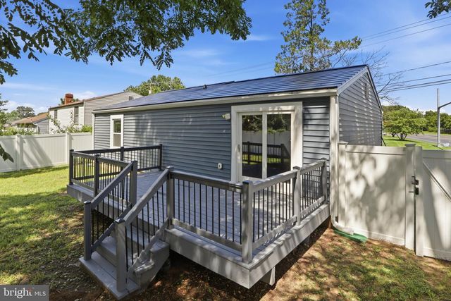 7670 SPENCER RD, Glen Burnie, MD 21060