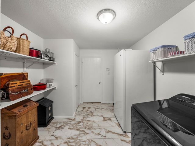 2305 Avalon Creek Way, Mckinney, TX 75071
