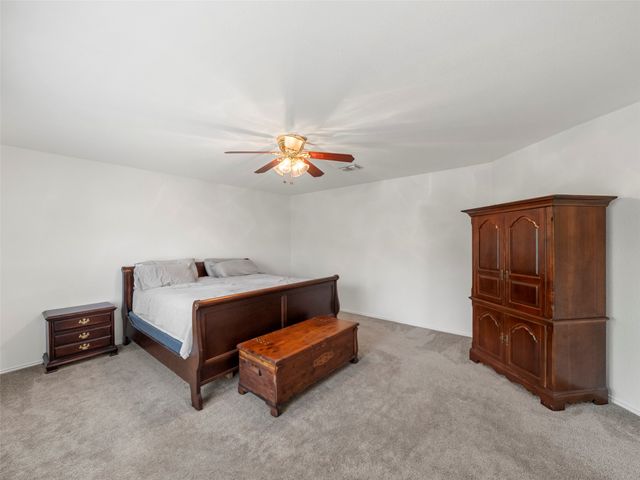 2305 Avalon Creek Way, Mckinney, TX 75071