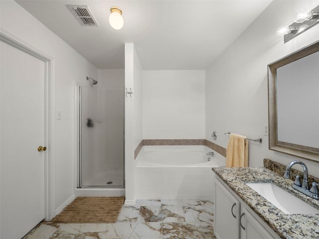 2305 Avalon Creek Way, Mckinney, TX 75071