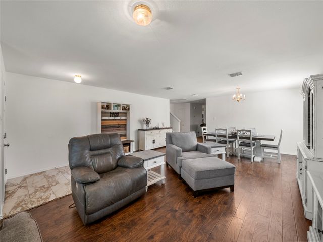 2305 Avalon Creek Way, Mckinney, TX 75071