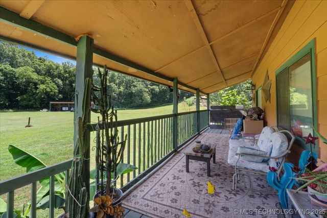 475891 E 653 Road, Westville, OK 74965
