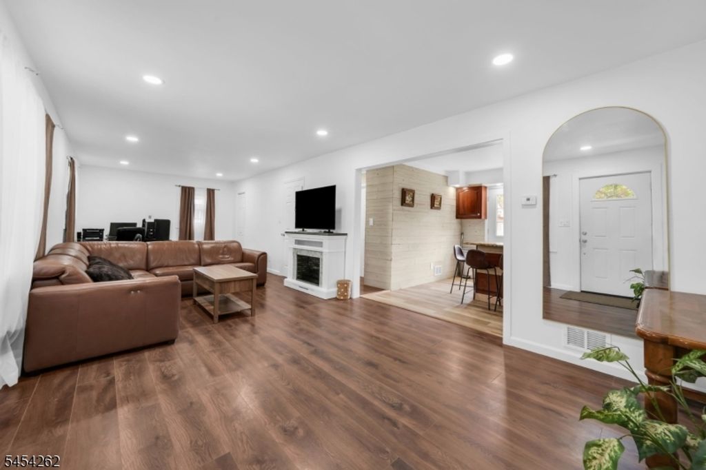 5 Briar Ln, Nutley Twp., NJ 07110 — photo 4
