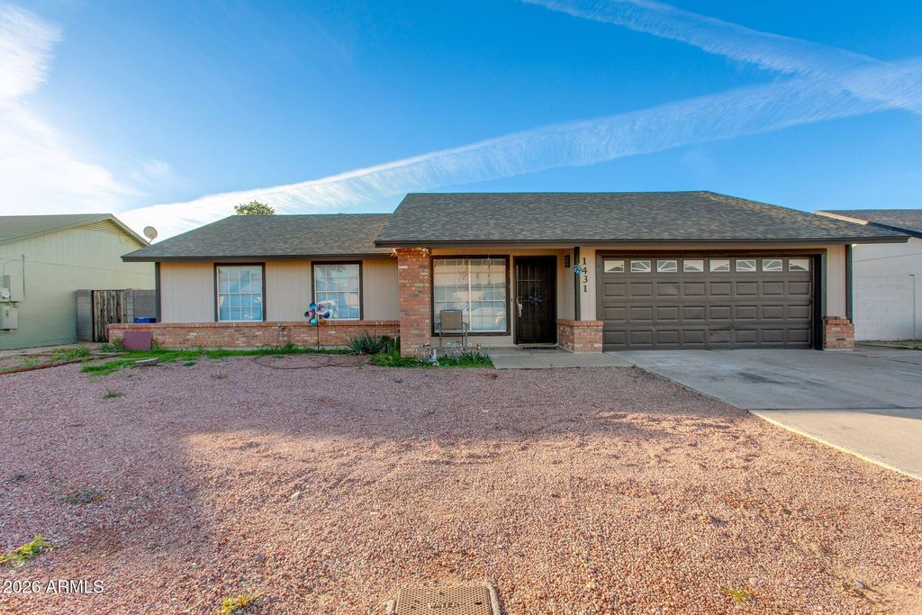 Image 1 of property listing at 1431 W MONONA Drive, Phoenix, AZ 85027