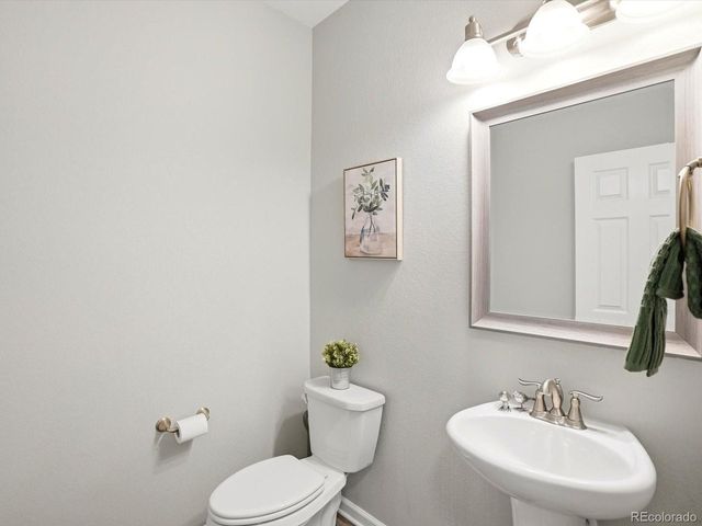 16865 E 111th Dr, Commerce City, CO 80022