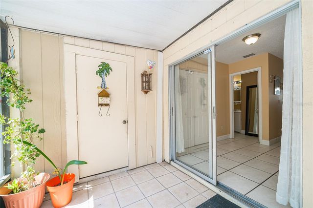 14015 LEMON VALLEY PLACE, Tampa, FL 33625