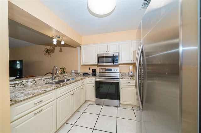 14015 LEMON VALLEY PLACE, Tampa, FL 33625