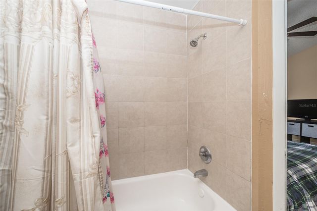 14015 LEMON VALLEY PLACE, Tampa, FL 33625