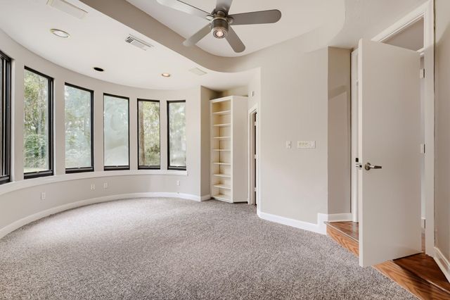 3 Hillside View Place, Spring, TX 77381