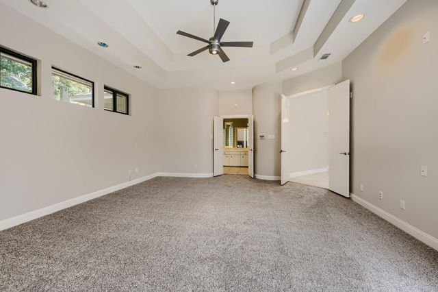 3 Hillside View Place, Spring, TX 77381