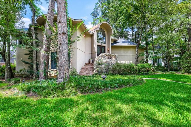 3 Hillside View Place, Spring, TX 77381