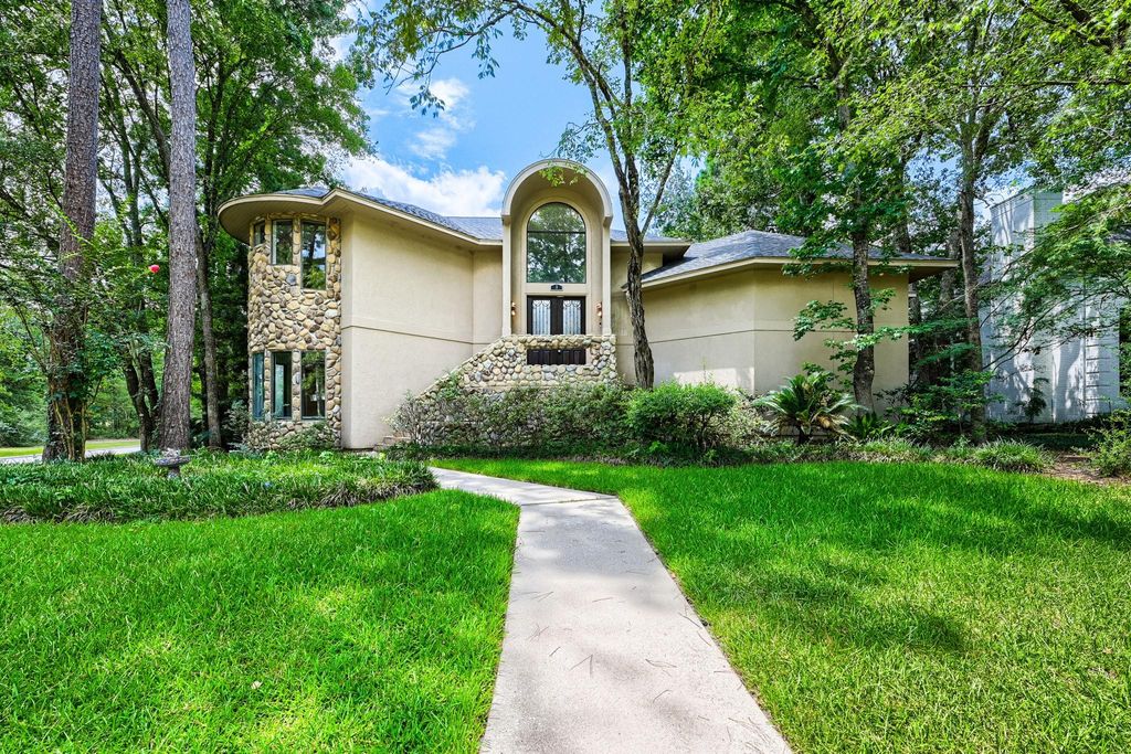3 Hillside View Place, Spring, TX 77381