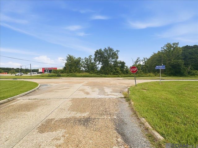 3746 Oak Forest Ave, Baton Rouge, LA 70814