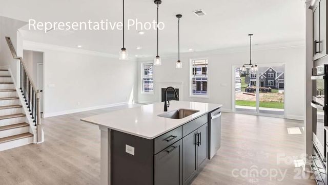 7601 Bainbridge Road, Sherrills Ford, NC 28673